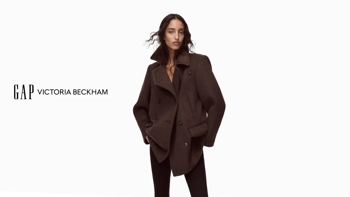 Mona Tougaard wears a roomy brown coat and brown trousers in the Gap and Victoria Beckham campaign.